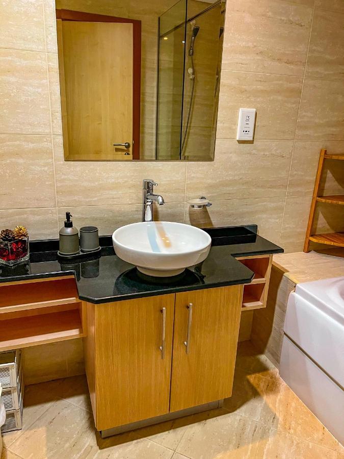 Exquisite, Luxe 1Bd Apartment, Unparalleled Sea Views, Prime Dubai Marina Location & Full Kitchen By "La Buena Vida Holiday Homes Extérieur photo