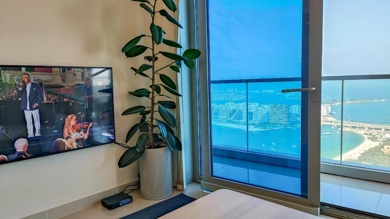 Exquisite, Luxe 1Bd Apartment, Unparalleled Sea Views, Prime Dubai Marina Location & Full Kitchen By "La Buena Vida Holiday Homes Extérieur photo